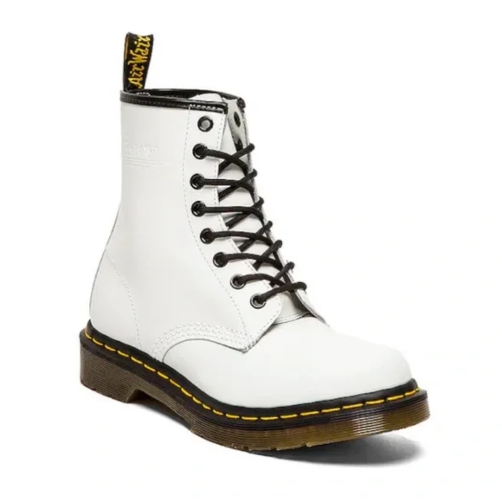 DR. MARTENS 11821 (1460) Classic 8 Eyelet Lace-up Boots Women's 7/38 White